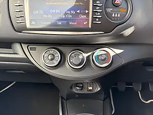 Used 2019 Toyota Yaris Y20 White - Interior and Exterior details 13