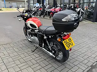 Used 2019 Triumph Bonneville T100 White - Interior and Exterior details 8