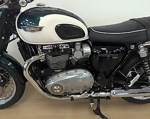 Used 2019 Triumph Bonneville T120 Green - Interior and Exterior details 10