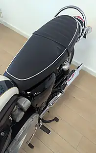 Used 2019 Triumph Bonneville T120 Green - Interior and Exterior details 14