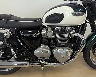 Used 2019 Triumph Bonneville T120 Green - Interior and Exterior details 9