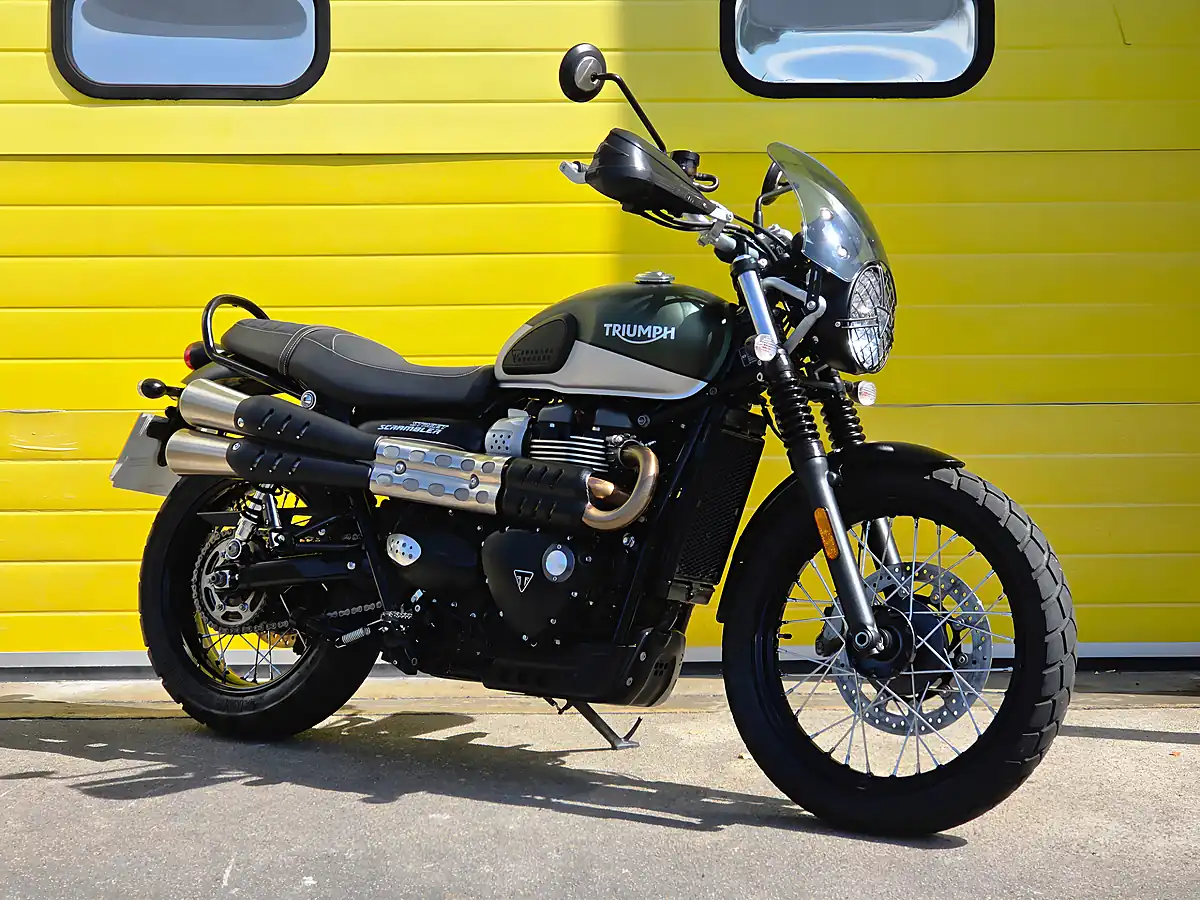 Used 2019 Triumph Scrambler Green - Front View
