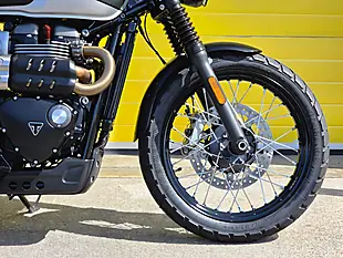 Used 2019 Triumph Scrambler Green - Interior and Exterior details 10
