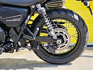 Used 2019 Triumph Scrambler Green - Interior and Exterior details 17