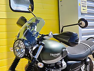 Used 2019 Triumph Scrambler Green - Interior and Exterior details 19