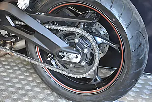 Used 2019 Triumph Street Triple R Low Silver - Interior and Exterior details 7