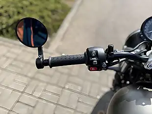 Used 2019 Triumph Street Twin Gold - Interior and Exterior details 12