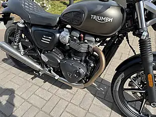 Used 2019 Triumph Street Twin Gold - Interior and Exterior details 16