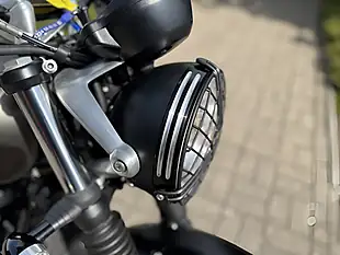 Used 2019 Triumph Street Twin Gold - Interior and Exterior details 19