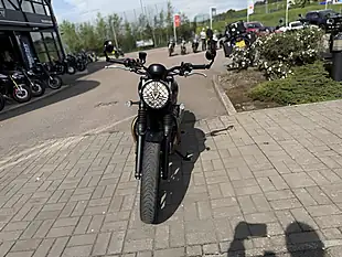 Used 2019 Triumph Street Twin Gold - Interior and Exterior details 4