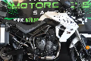 Used 2019 Triumph Tiger 800 Xrt - Top Spec White - Interior and Exterior details 16