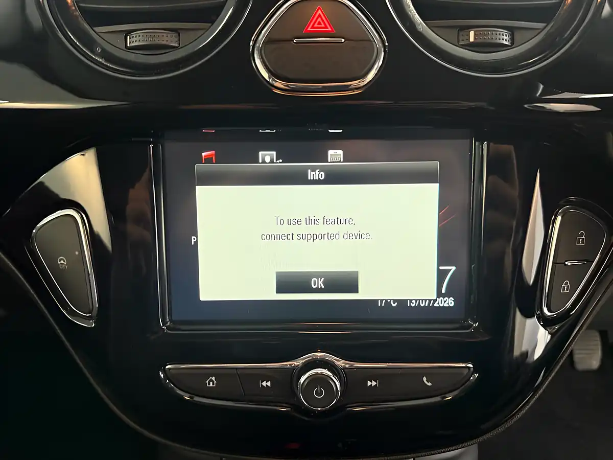 Used 2019 Vauxhall Adam Energised White - Interior and Exterior details 18
