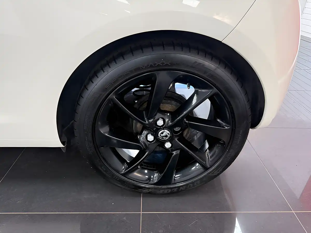 Used 2019 Vauxhall Adam Energised White - Interior and Exterior details 8