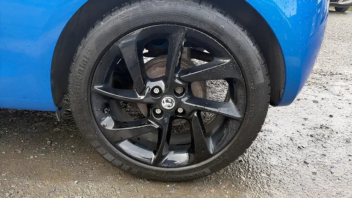 Used 2019 Vauxhall Adam Griffin Blue - Interior and Exterior details 19