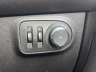 Used 2019 Vauxhall Adam Griffin Red - Interior and Exterior details 14