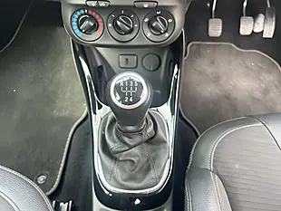 Used 2019 Vauxhall Adam Griffin Red - Interior and Exterior details 17