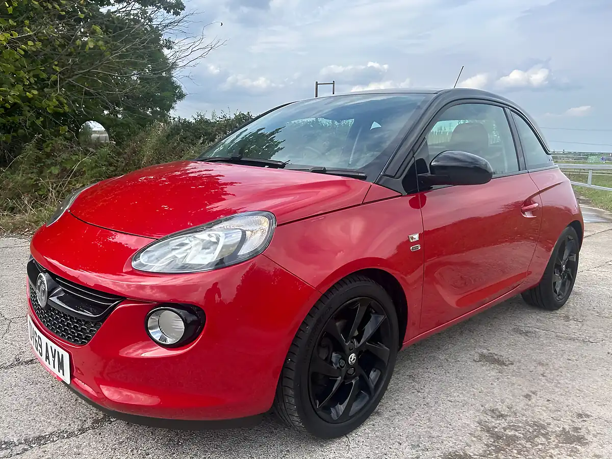 Used 2019 Vauxhall Adam Griffin Red - Interior and Exterior details 8