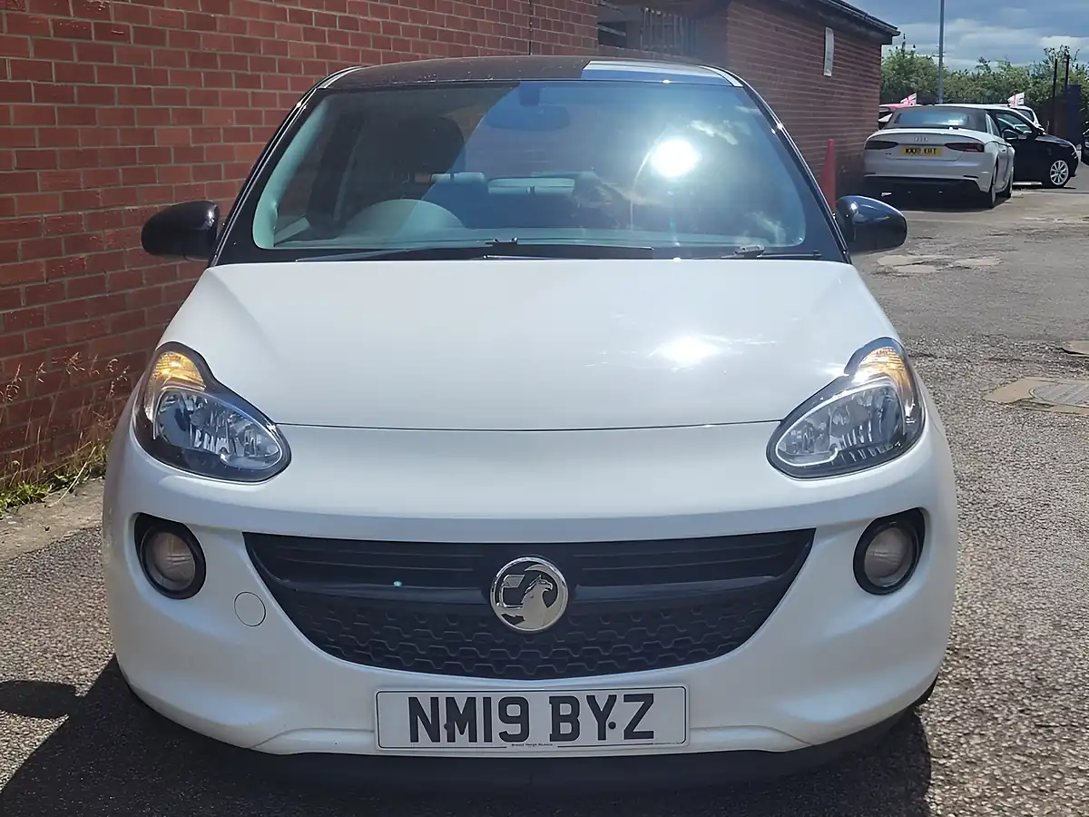Used 2019 Vauxhall Adam Griffin White - Interior and Exterior details 10