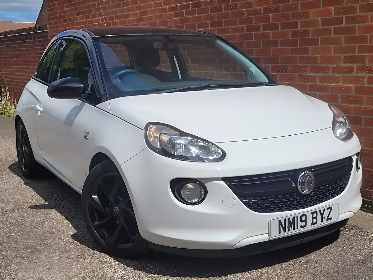 Used 2019 Vauxhall Adam Griffin White - Interior and Exterior details 11
