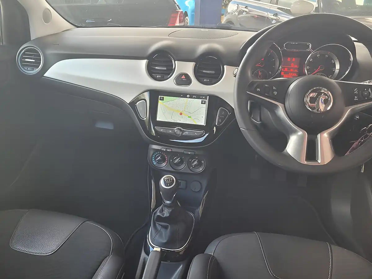 Used 2019 Vauxhall Adam Griffin White - Interior and Exterior details 18