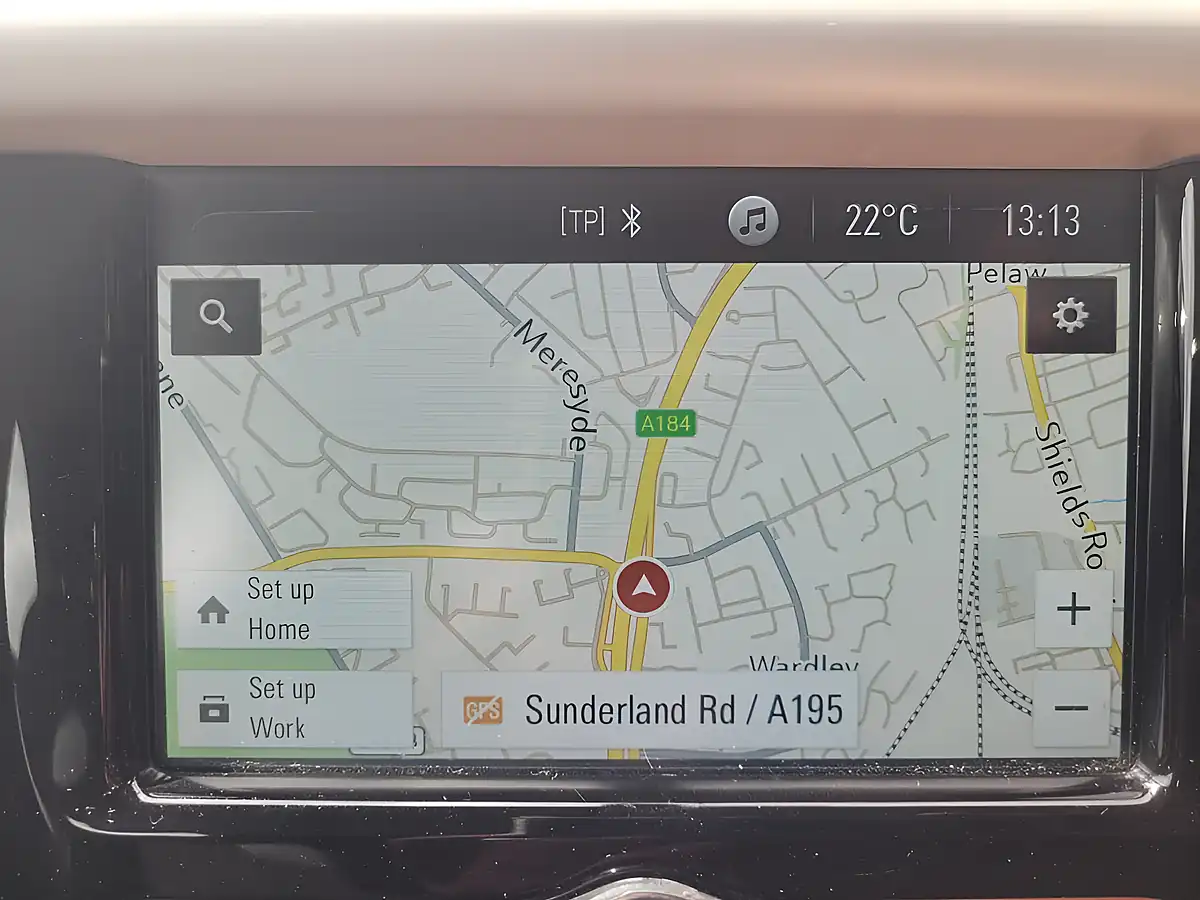 Used 2019 Vauxhall Adam Griffin White - Interior and Exterior details 2