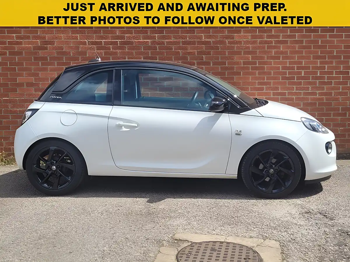 Used 2019 Vauxhall Adam Griffin White - Interior and Exterior details 8