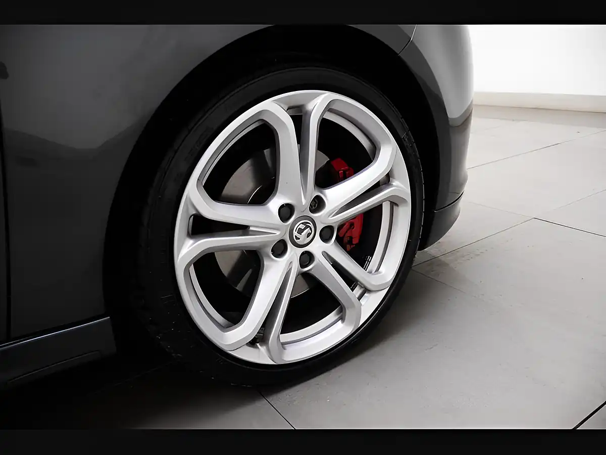 Used 2019 Vauxhall Adam S Grey - Interior and Exterior details 15