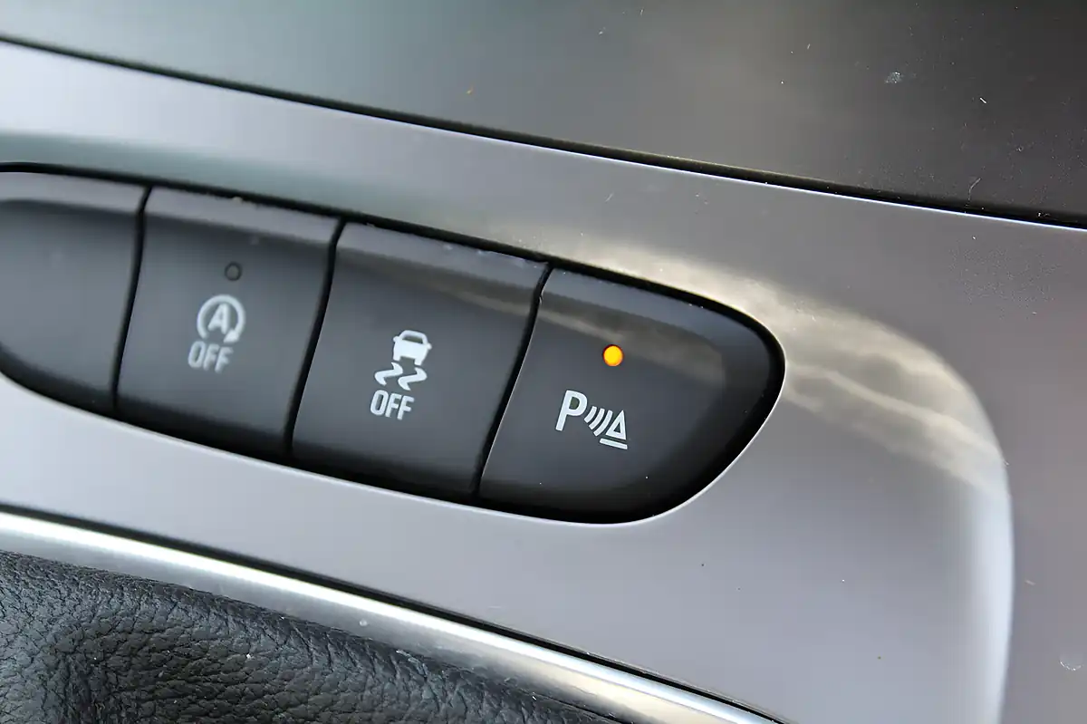 Used 2019 Vauxhall Astra Design Silver - Interior and Exterior details 10