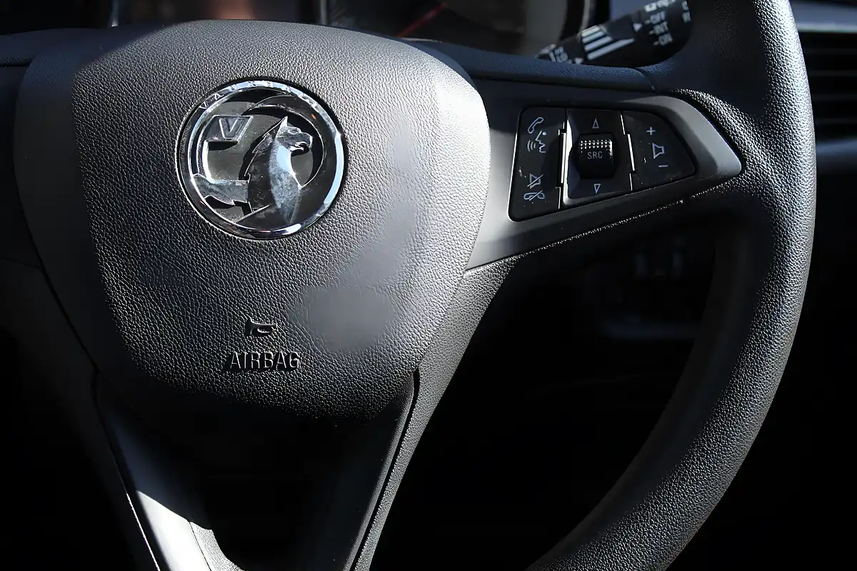Used 2019 Vauxhall Astra Design Silver - Interior and Exterior details 17