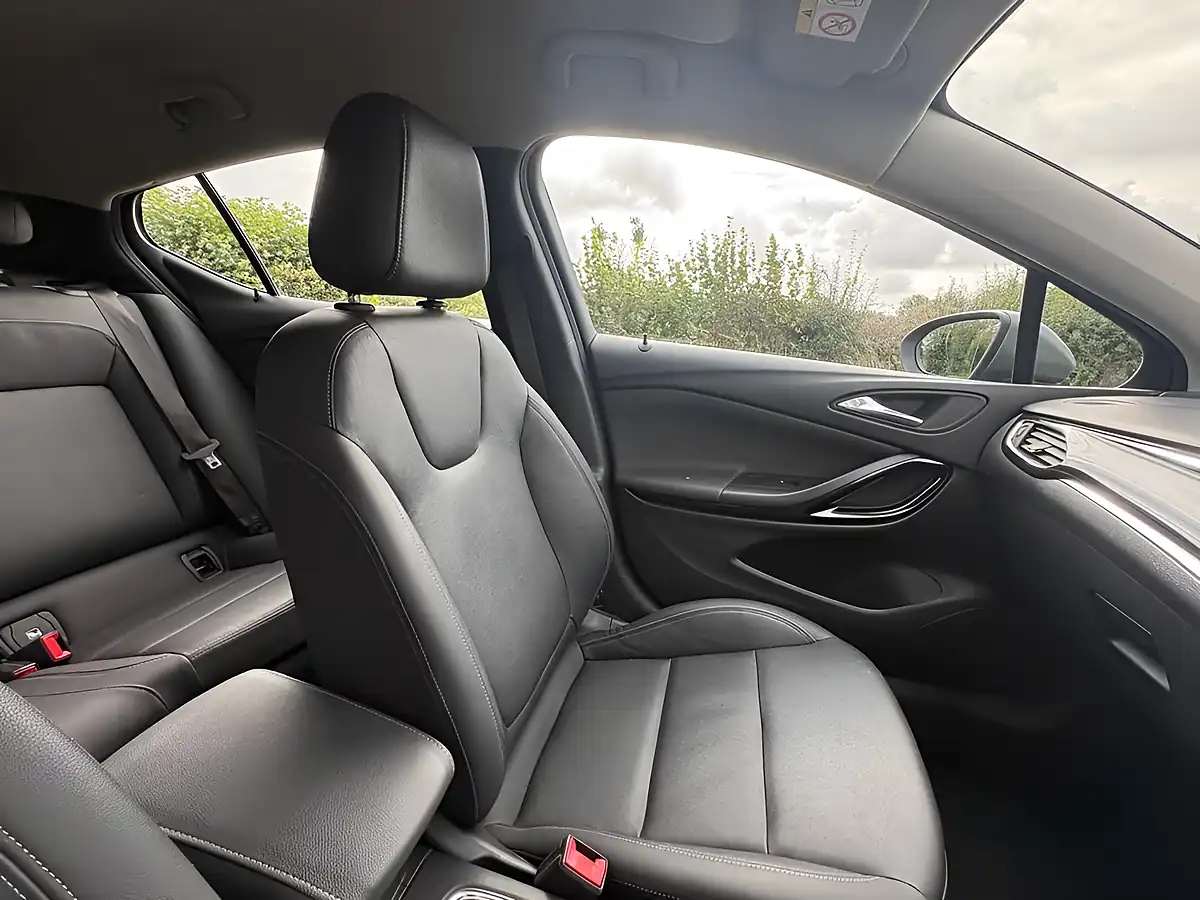 Used 2019 Vauxhall Astra Elite Nav Grey - Interior and Exterior details 10