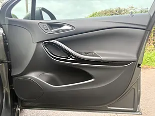 Used 2019 Vauxhall Astra Elite Nav Grey - Interior and Exterior details 18