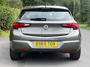 Used 2019 Vauxhall Astra Elite Nav Grey - Interior and Exterior details 7