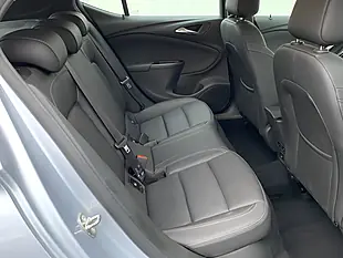 Used 2019 Vauxhall Astra Elite Nav Silver - Interior and Exterior details 8