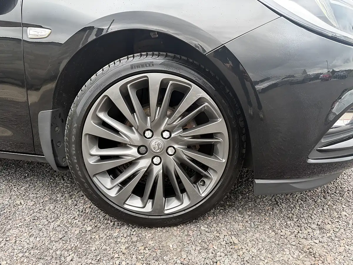 Used 2019 Vauxhall Astra Griffin Black - Interior and Exterior details 3