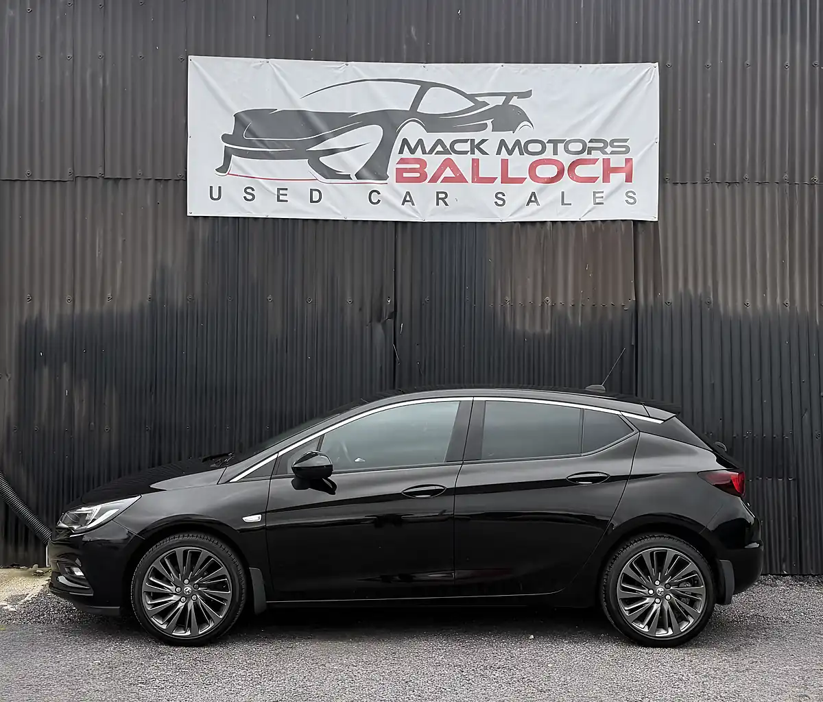 Used 2019 Vauxhall Astra Griffin Black - Interior and Exterior details 8