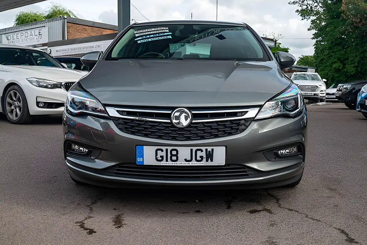 Used 2019 Vauxhall Astra Griffin Cosmic Grey - Interior and Exterior details 2