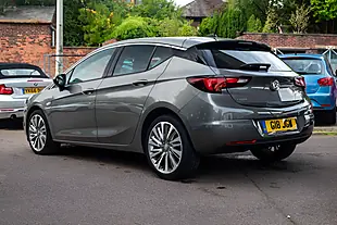 Used 2019 Vauxhall Astra Griffin Cosmic Grey - Interior and Exterior details 5