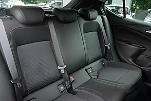 Used 2019 Vauxhall Astra Griffin Cosmic Grey - Interior and Exterior details 9