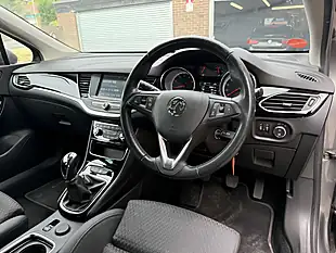 Used 2019 Vauxhall Astra Griffin Grey - Interior and Exterior details 10