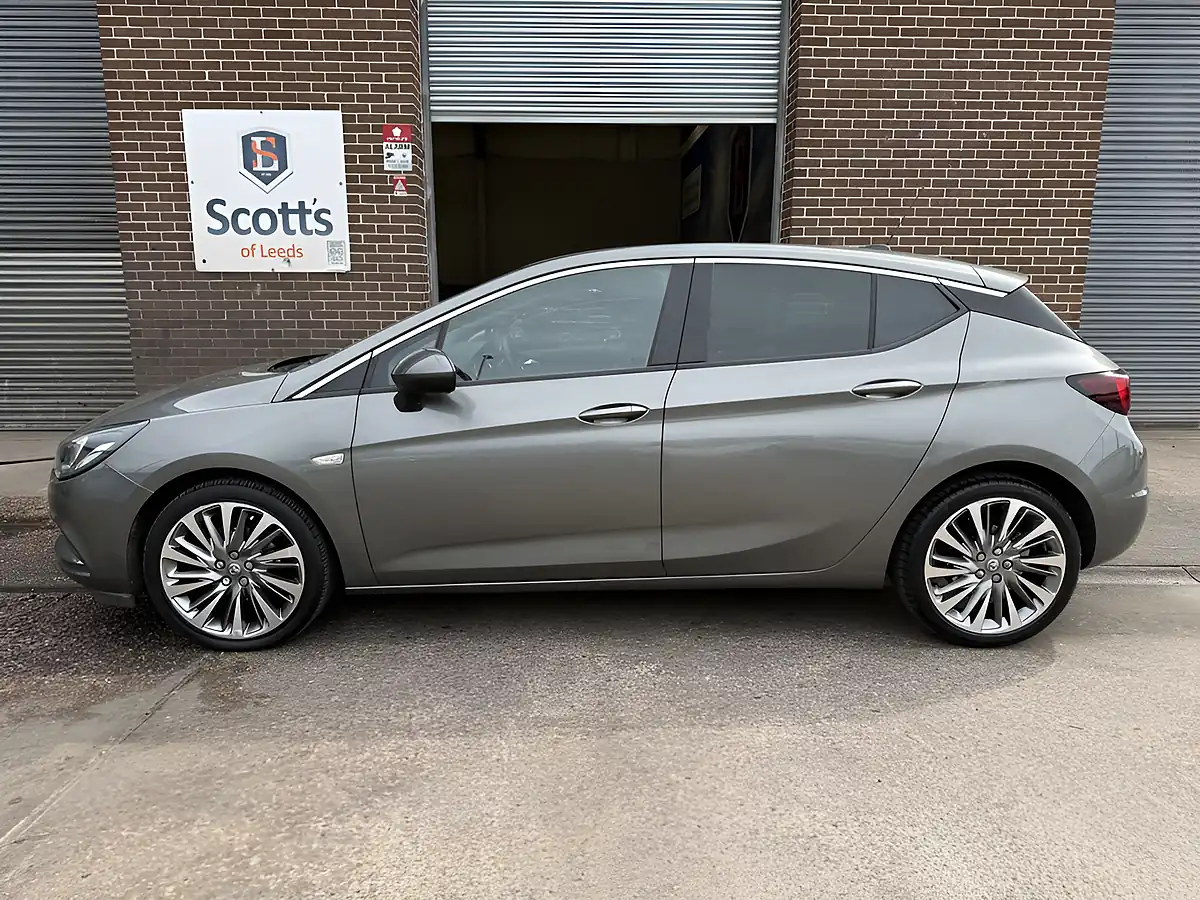 Used 2019 Vauxhall Astra Griffin Grey - Interior and Exterior details 5