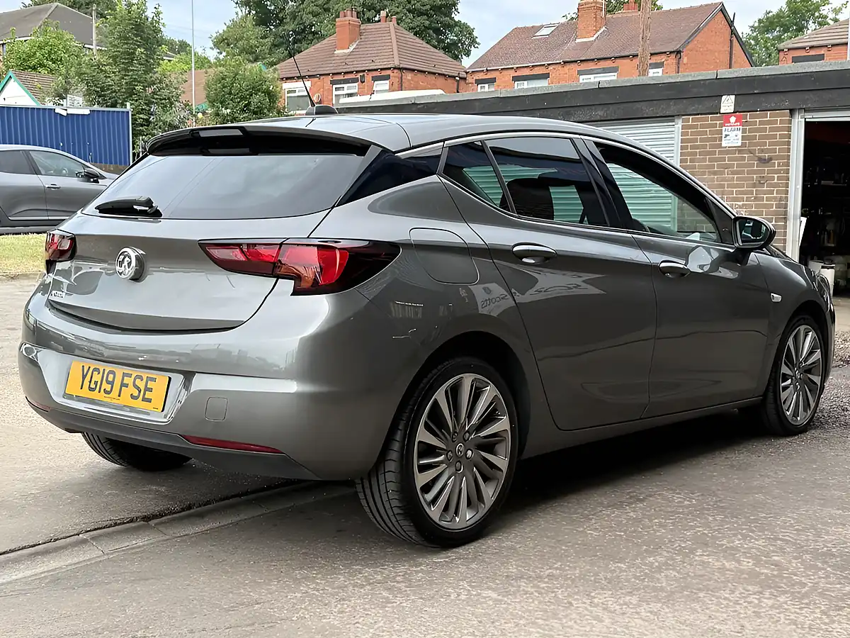Used 2019 Vauxhall Astra Griffin Grey - Interior and Exterior details 7
