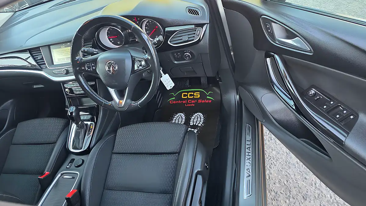 Used 2019 Vauxhall Astra Griffin Grey - Interior and Exterior details 13