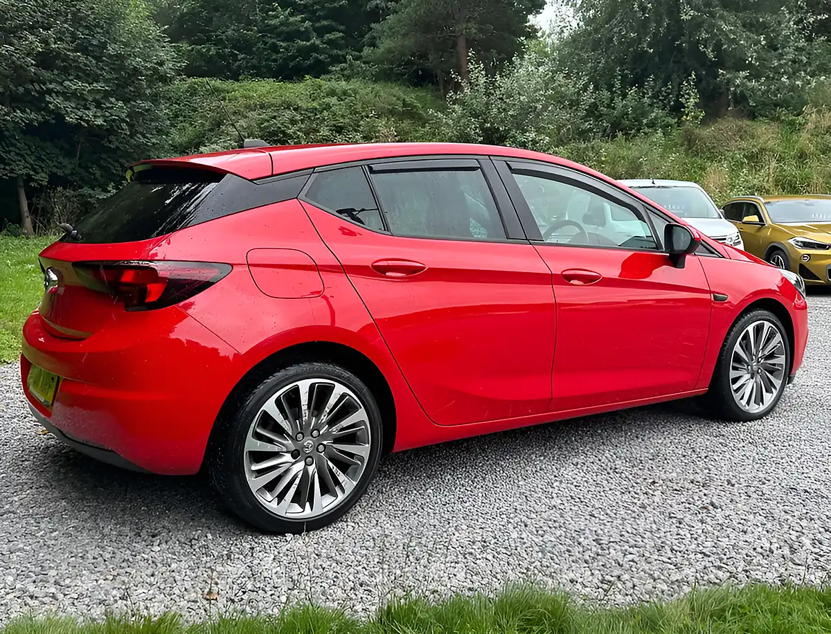 Used 2019 Vauxhall Astra Griffin Lava Red - Interior and Exterior details 3