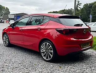 Used 2019 Vauxhall Astra Griffin Lava Red - Interior and Exterior details 5