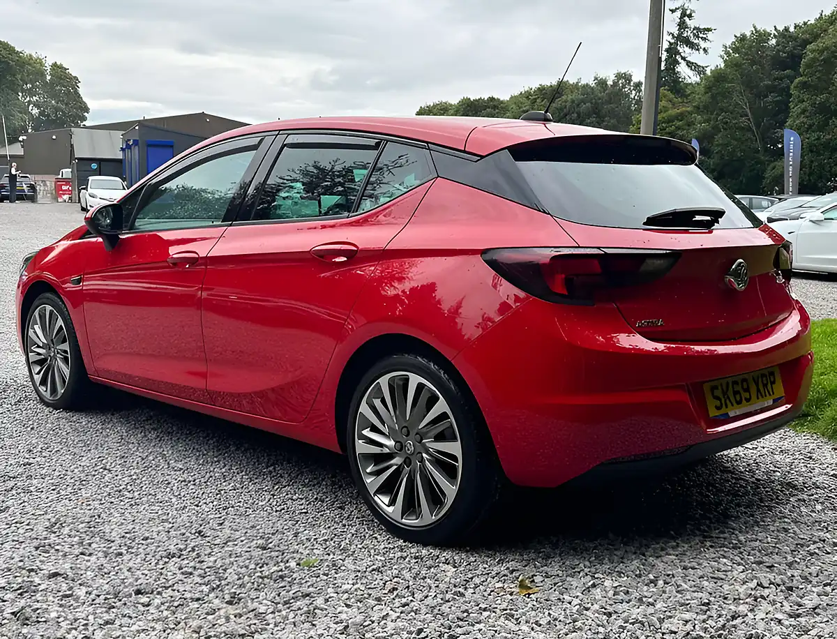 Used 2019 Vauxhall Astra Griffin Lava Red - Interior and Exterior details 5