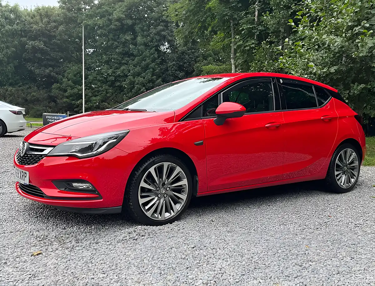 Used 2019 Vauxhall Astra Griffin Lava Red - Interior and Exterior details 7