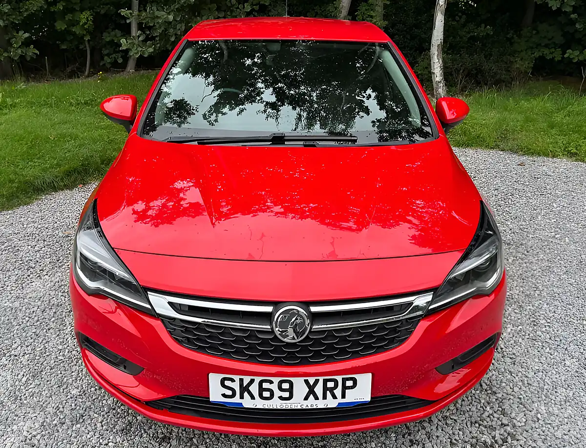 Used 2019 Vauxhall Astra Griffin Lava Red - Interior and Exterior details 8