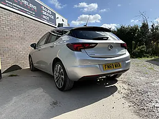 Used 2019 Vauxhall Astra Griffin Silver - Interior and Exterior details 10
