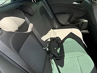 Used 2019 Vauxhall Astra Griffin Silver - Interior and Exterior details 15