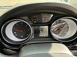 Used 2019 Vauxhall Astra Griffin Silver - Interior and Exterior details 17